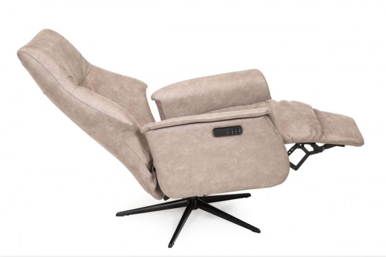 Hjort_Knudsen_Relaxfauteuil_8122_Geheel_Achterover