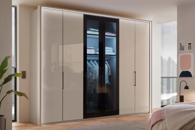 Wiemann_Draaideurkast_Dubai