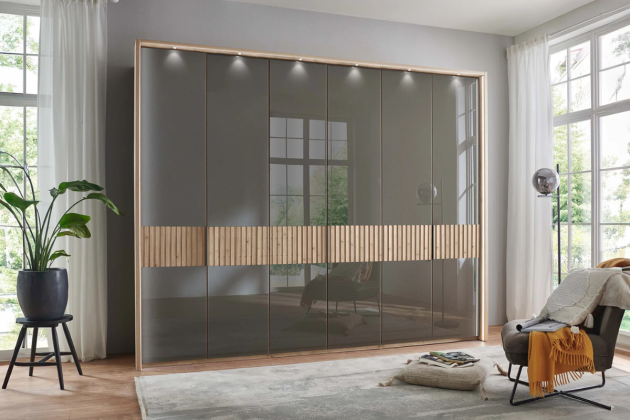 Wiemann_Kledingkast_Ventura_Draaideuren_met_Lamellen_Foto2