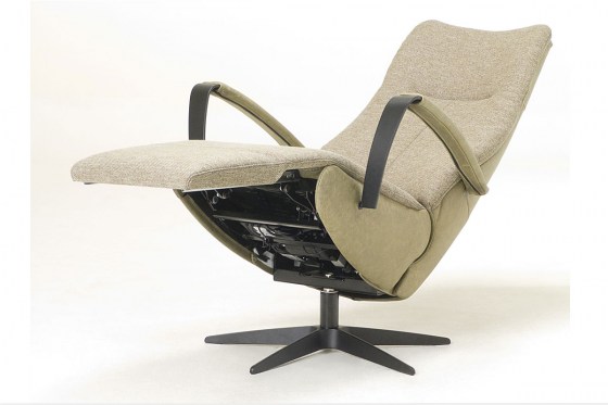 de-toekomst-relaxfauteuil-twice170-geheel-achterover