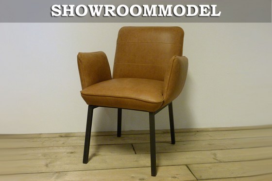 showroommodel-armstoel-waltz